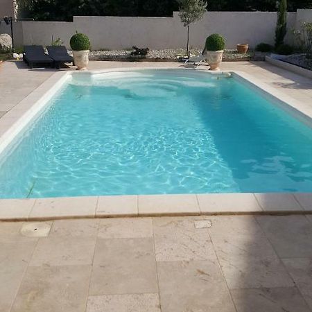 Le Cabanon De Lea Apartment Tavel Bagian luar foto